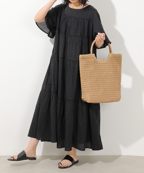 emesuelee(エメスーリー)の「ティアード半袖ワンピース(ワンピース・レディース・ブルー/ブラック/テラコッタ・フリー)」の18枚目の写真