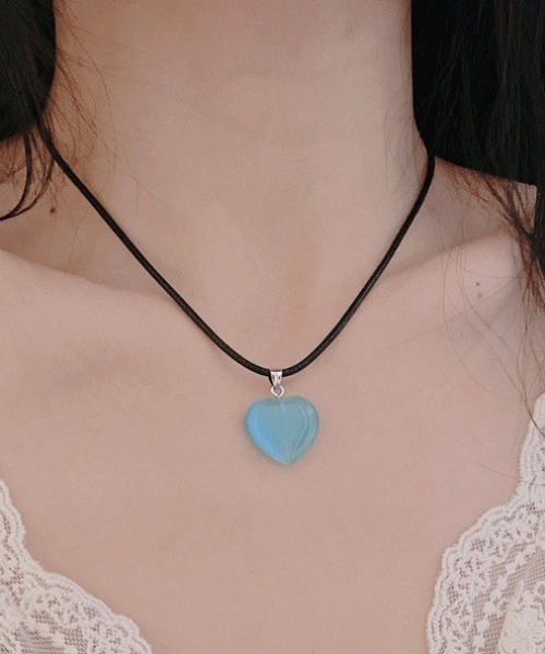 UP START（アップスタート）の「【LAMPOON】ハートストーンネックレス（ネックレス・レディース・ブルー/ブラック/ピンク・FREE）」の3枚目の写真