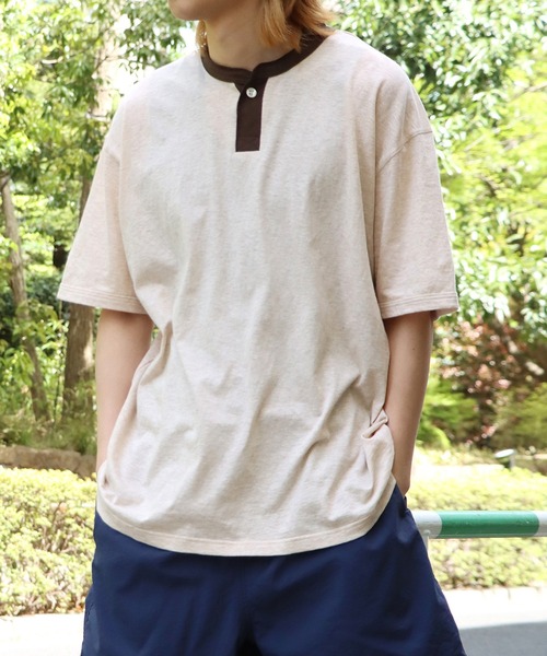 mocT（モクティー）の「mocT/モクティ SOFT HEATHER HENRY NECK S/S TEE ヘンリーネック 半袖Ｔシャツ カットソー（Tシャツ/カットソー・メンズ・ベージュ/ホワイト・XL/L）」の2枚目の写真