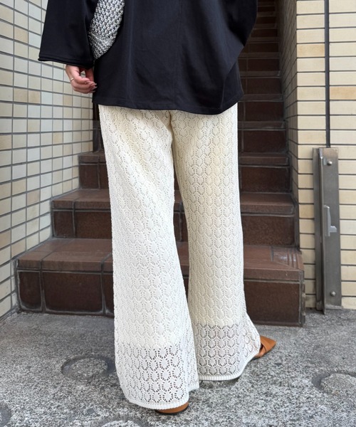 CIAOPANIC TYPY（チャオパニックティピー）の「レース編みニットフレアパンツ（その他パンツ・レディース・キャメル/ブラック/オフホワイト・SMALL/MEDIUM）」の7枚目の写真