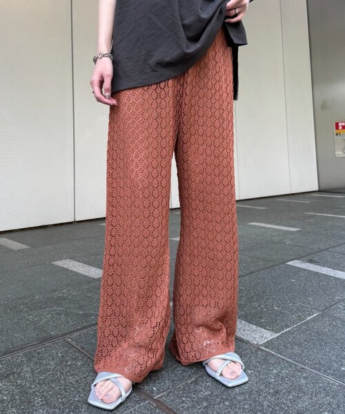 CIAOPANIC TYPY（チャオパニックティピー）の「レース編みニットフレアパンツ（その他パンツ・レディース・キャメル/ブラック/オフホワイト・SMALL/MEDIUM）」の18枚目の写真