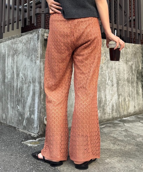 CIAOPANIC TYPY（チャオパニックティピー）の「レース編みニットフレアパンツ（その他パンツ・レディース・キャメル/ブラック/オフホワイト・SMALL/MEDIUM）」の15枚目の写真