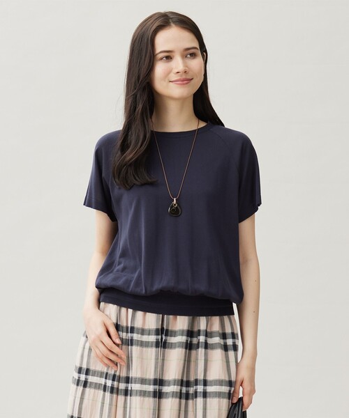 自由区(ジユウク)の「ドレーピーラグランスリーブ ニットソー(Tシャツ/カットソー・レディース・サックスブルー系/アイボリー系/ライトグリーン系/ネイビー系・32)」の3枚目の写真