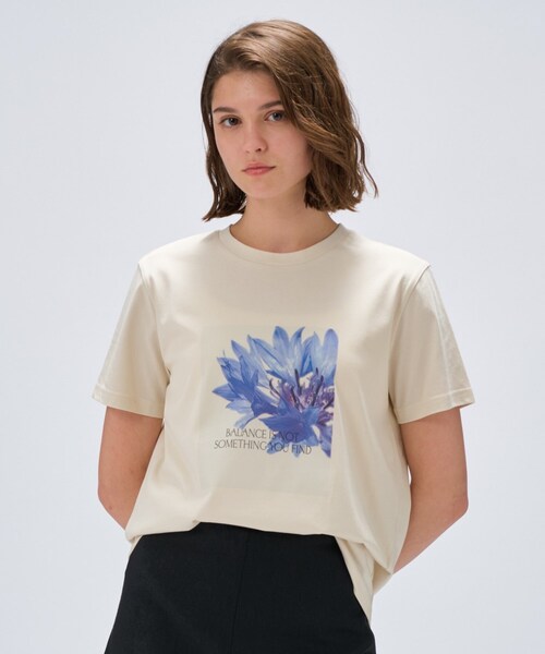 cloenc（クロエンス）の「【手洗い可】ロゴプリントTシャツ（Tシャツ/カットソー・レディース・ベージュ系その他6/ベージュ系その他7/ベージュ系その他4/ホワイト系4/ホワイト系6/ベージュ系9/ベージュ系その他3/ホワイト系3/ベージュ系その他5/ホワイト系5/ホワイト系1/ホワイト系2・02）」の12枚目の写真