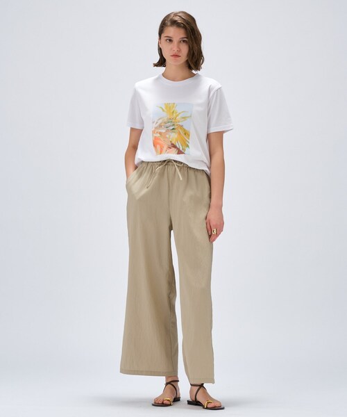 cloenc（クロエンス）の「【手洗い可】ロゴプリントTシャツ（Tシャツ/カットソー・レディース・ベージュ系その他6/ベージュ系その他7/ベージュ系その他4/ホワイト系4/ホワイト系6/ベージュ系9/ベージュ系その他3/ホワイト系3/ベージュ系その他5/ホワイト系5/ホワイト系1/ホワイト系2・02）」の13枚目の写真