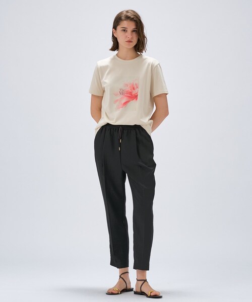 cloenc（クロエンス）の「フォト＆ロゴ プリントTシャツ（Tシャツ/カットソー・レディース・ベージュ系その他6/ベージュ系その他7/ベージュ系その他4/ホワイト系4/ホワイト系6/ベージュ系9/ベージュ系その他3/ホワイト系3/ベージュ系その他5/ホワイト系5/ホワイト系1/ホワイト系2・02）」の16枚目の写真