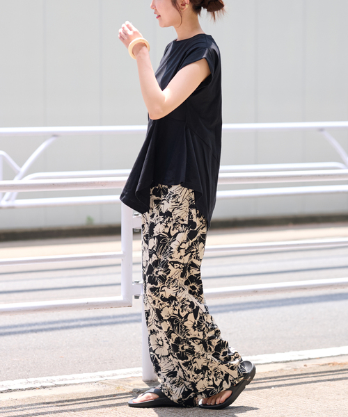 JOURNAL STANDARD relume（ジャーナルスタンダード　レリューム）の「アシンメトリーヘムデザインプルオーバー（Tシャツ/カットソー・レディース・ブラウン/ホワイト/ブラック・FREE）」の5枚目の写真