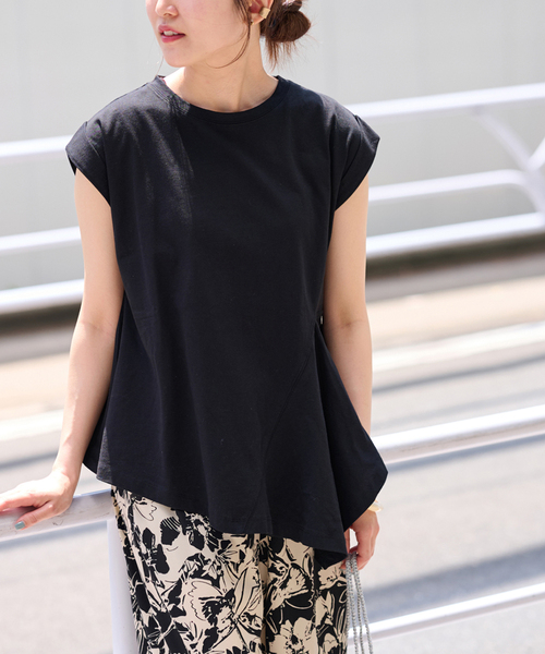 JOURNAL STANDARD relume（ジャーナルスタンダード　レリューム）の「アシンメトリーヘムデザインプルオーバー（Tシャツ/カットソー・レディース・ブラウン/ホワイト/ブラック・FREE）」の8枚目の写真