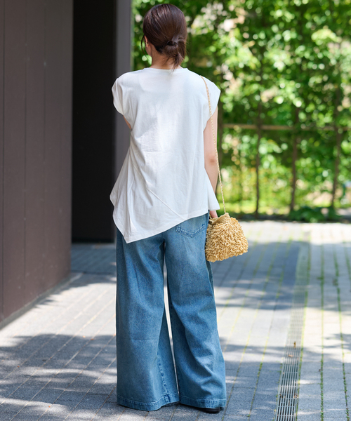 JOURNAL STANDARD relume（ジャーナルスタンダード　レリューム）の「アシンメトリーヘムデザインプルオーバー（Tシャツ/カットソー・レディース・ブラウン/ホワイト/ブラック・FREE）」の14枚目の写真