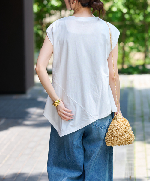 JOURNAL STANDARD relume（ジャーナルスタンダード　レリューム）の「アシンメトリーヘムデザインプルオーバー（Tシャツ/カットソー・レディース・ブラウン/ホワイト/ブラック・FREE）」の18枚目の写真