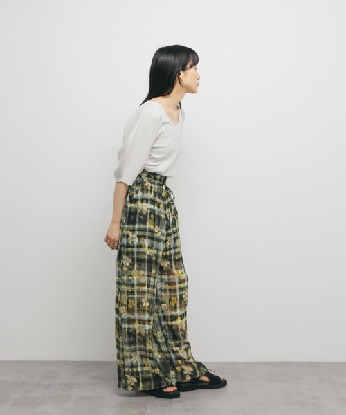 KBFシアージャガードワイドパンツ☆新品 KBF（ケイビーエフ）の「シアージャガードワイドパンツ（その他パンツ