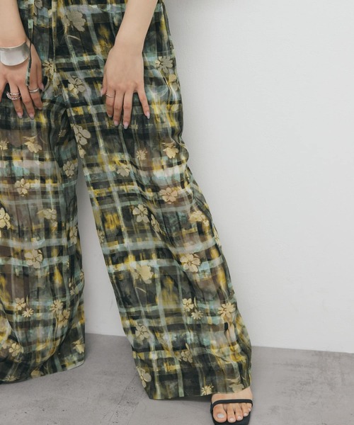 KBF（ケイビーエフ）の「シアージャガードワイドパンツ（その他パンツ・レディース・オレンジ系その他/グリーン系その他・ONE）」の12枚目の写真