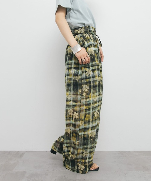 KBF（ケイビーエフ）の「シアージャガードワイドパンツ（その他パンツ・レディース・オレンジ系その他/グリーン系その他・ONE）」の15枚目の写真