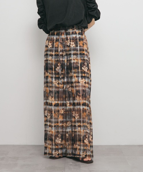 KBF（ケイビーエフ）の「シアージャガードワイドパンツ（その他パンツ・レディース・オレンジ系その他/グリーン系その他・ONE）」の20枚目の写真