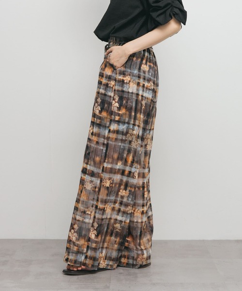 KBF（ケイビーエフ）の「シアージャガードワイドパンツ（その他パンツ・レディース・オレンジ系その他/グリーン系その他・ONE）」の21枚目の写真