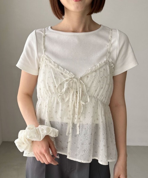 archives（アルシーヴ）の「シュシュ付花柄キャミ×リブＴＯＰＳＳＥＴ（アンサンブル・レディース・オフホワイト/ブラック/ベージュ・MEDIUM）」の2枚目の写真