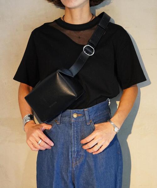 ADD CULUMN（アドカラム）の「ADD CULUMN(アドカラム) LOP BODYBAG（ショルダーバッグ・レディース・ラベンダー/ブラック・F）」の7枚目の写真