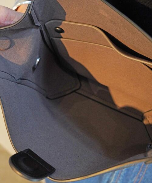 ADD CULUMN（アドカラム）の「ADD CULUMN(アドカラム) LOP BODYBAG（ショルダーバッグ・レディース・ラベンダー/ブラック・F）」の11枚目の写真