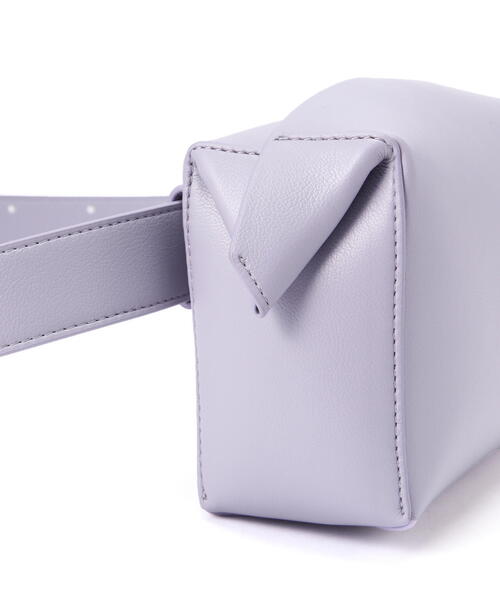 ADD CULUMN（アドカラム）の「ADD CULUMN(アドカラム) LOP BODYBAG（ショルダーバッグ・レディース・ラベンダー/ブラック・F）」の17枚目の写真