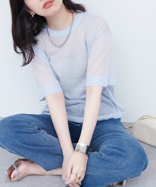 natural couture(ナチュラルクチュール)の「【WEB限定】ラメシアーゆるニットプルオーバー(ニット/セーター・レディース・オレンジ/ライトベージュ/サックスブルー/ブラック・FREE)」の3枚目の写真