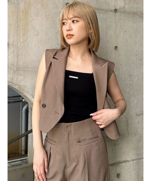 MURUA（ムルーア）の「【セットアップ対応】ショートテーラードジレベスト（ベスト・レディース・ブラック/ネイビー/グレー/モカ・FREE）」の22枚目の写真