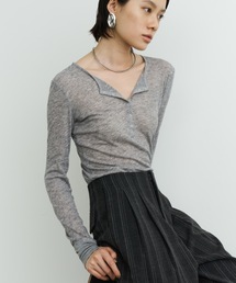 DFFUR.（ディフル）の「【新色登場！】エアリーフィットヘンリーネックT（Tシャツ/カットソー）」