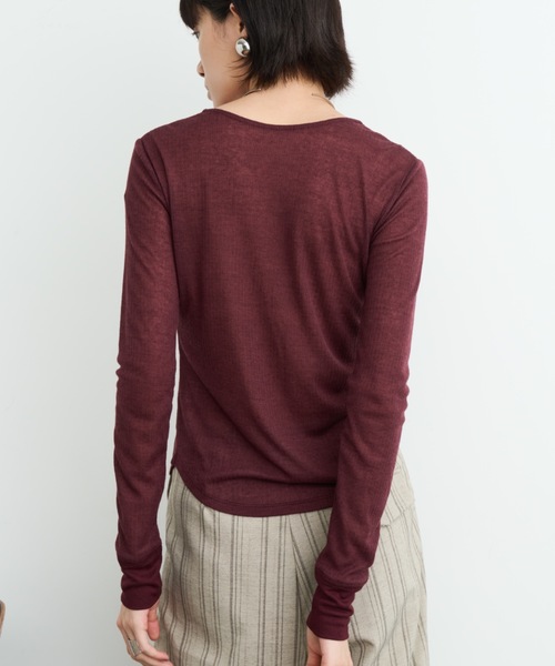 DFFUR.(ディフル)の「【新色登場!】エアリーフィットヘンリーネックT(Tシャツ/カットソー・レディース・ボルドー/グレー/アイボリー/ブラック・FREE)」の15枚目の写真
