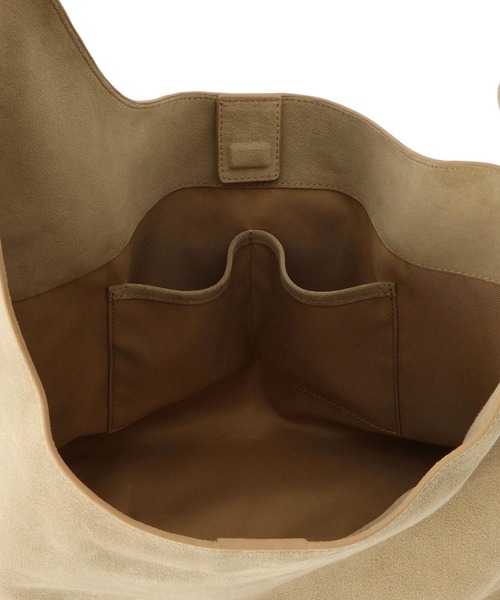 SALON adam et rope'(サロン アダム エ ロペ)の「【W S(ドゥーブル)】Ultrasuede(R)ホーボーバッグ(ショルダーバッグ・レディース・ベージュ/ダークブラウン・FREE)」の13枚目の写真