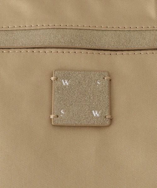 SALON adam et rope'(サロン アダム エ ロペ)の「【W S(ドゥーブル)】Ultrasuede(R)ホーボーバッグ(ショルダーバッグ・レディース・ベージュ/ダークブラウン・FREE)」の19枚目の写真