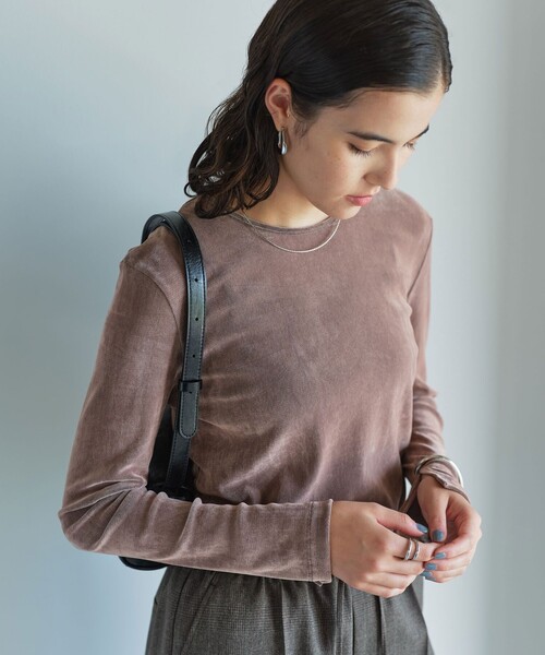 green label relaxing(グリーンレーベルリラクシング)の「極みシアーフロッキーT(Tシャツ/カットソー・レディース・ライトブルー/ライトピンク/ブラック/グレー/オフホワイト/ダークブラウン・FREE)」の6枚目の写真