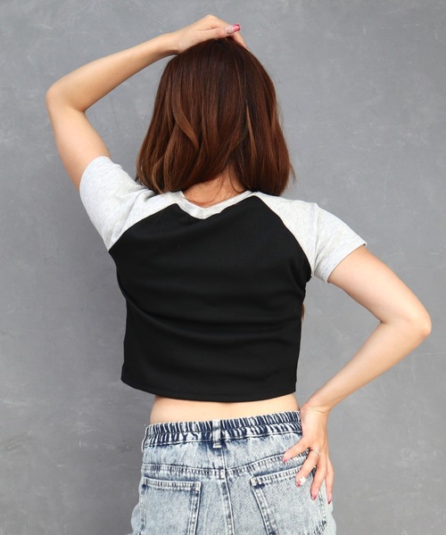 CECIL McBEE（セシルマクビー）の「ラインストーンロゴ　ラグランコンパクトトップス（テーラードジャケット・レディース・オフホワイト/ブラック・MEDIUM/LARGE）」の12枚目の写真