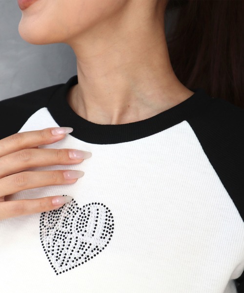 CECIL McBEE（セシルマクビー）の「ラインストーンロゴ　ラグランコンパクトトップス（テーラードジャケット・レディース・オフホワイト/ブラック・MEDIUM/LARGE）」の13枚目の写真