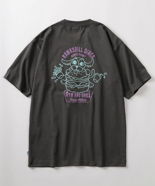 DISCUS(ディスカス)の「【71】【DISCUS/ディスカス】USAコットンブレンド DINER刺繍 バックプリント クルーネック 半袖Tシャツ ユニセックス(Tシャツ/カットソー・メンズ・サックスブルー/チャコールグレー/アッシュグレー/ホワイト・M/L)」の6枚目の写真