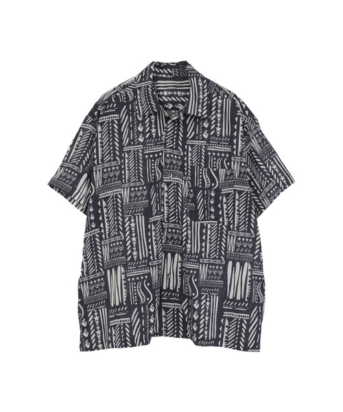 CONVERSE TOKYO（コンバーストウキョウ）の「BLOCK PRINT OVERSIZED SHIRT（シャツ/ブラウス・レディース・ベージュ/ネイビー/サックスブルー・FREE）」の10枚目の写真