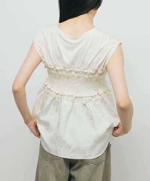 KBF（ケイビーエフ）の「フリルドッキングカットソー（Tシャツ/カットソー・レディース・ブラック/アイボリー・ONE）」の10枚目の写真