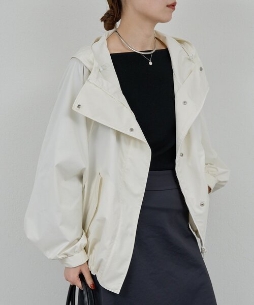 GALLARDAGALANTE（ガリャルダガランテ）の「ウォータープルーフショートコート（ベスト・レディース・オフホワイト/ブラック/ベージュ・FREE）」の18枚目の写真