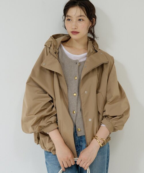 GALLARDAGALANTE（ガリャルダガランテ）の「ウォータープルーフショートコート（ベスト・レディース・オフホワイト/ブラック/ベージュ・FREE）」の7枚目の写真