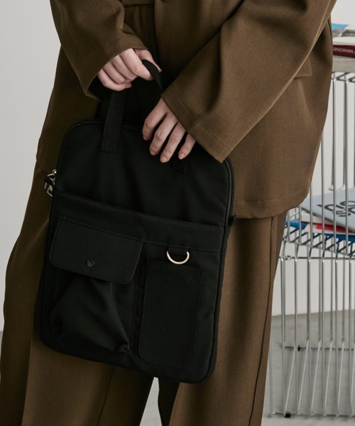 Auntie Rosa Holiday（アンティローザホリデー）の「アウトポケット付きPCバッグ（ハンドバッグ・レディース・ブラック・FREE）」の3枚目の写真