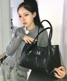 MUCENT（ムセント）の「【日本未発売/WEB限定】MUCENT(ムセント)/ロゴパッチ ショルダー トートバッグ/PEE MIDDLE STITCH LEATHER TOTE BAG（トートバッグ）」