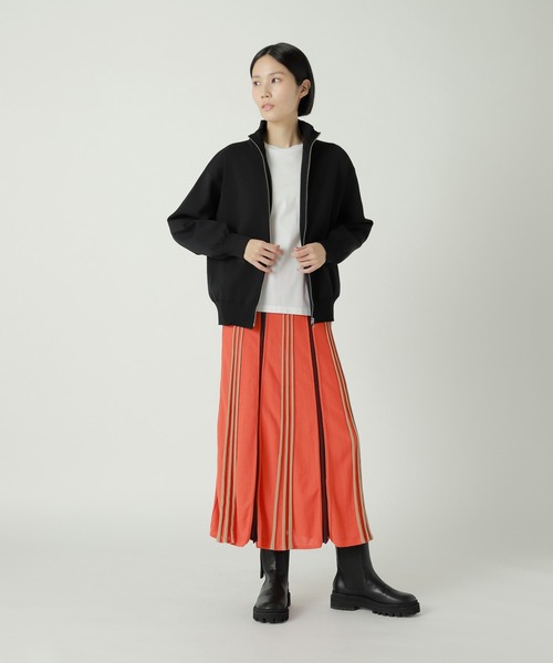 ZUCCa（ズッカ）の「PEストレッチニット / ニットカーディガン（カーディガン/ボレロ・レディース・ブラック/ベージュ/ボルドー・M size）」の8枚目の写真