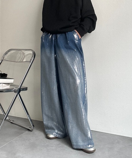 CREARE -LINO-(クレアーレリノ)の「箔プリントデニム(デニムパンツ・メンズ・ブルー系その他/ブラック系その他2/ブルー系その他2/ブラック系その他・S/M/L)」の7枚目の写真