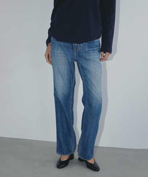 MANOF（マノフ）の「RED CARD×MANOF All-Day STRAIGHT DENIM（デニムパンツ・レディース・ブルー・25/24/23）」の2枚目の写真