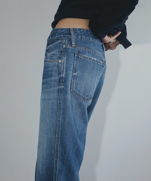 MANOF（マノフ）の「RED CARD×MANOF All-Day STRAIGHT DENIM（デニムパンツ・レディース・ブルー・25/24/23）」の7枚目の写真