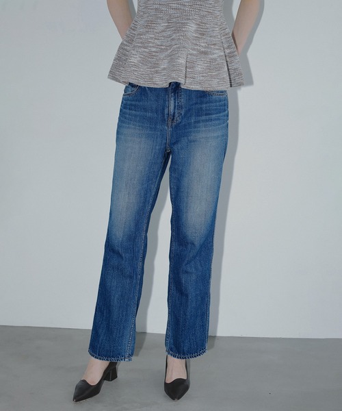 MANOF（マノフ）の「RED CARD×MANOF All-Day STRAIGHT DENIM（デニムパンツ・レディース・ブルー・25/24/23）」の11枚目の写真