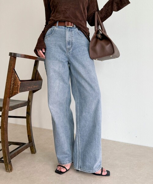 fredy emue（フレディエミュ）の「【@sora_522m企画】ベーシックストレートデニム（デニムパンツ・レディース・ブルー/ブラック・38/36）」の18枚目の写真