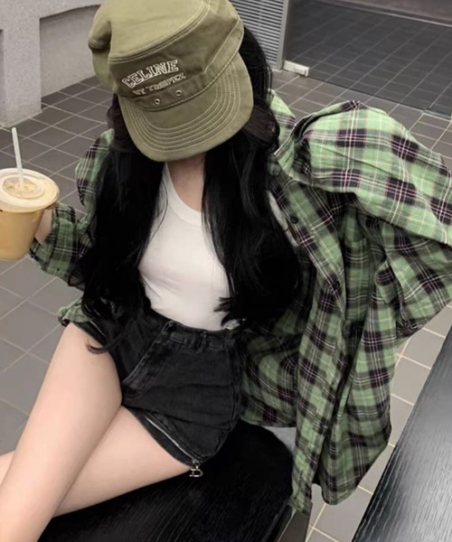 Sibra（シブラ）の「ゆるっと羽織れる、選べる3柄チェックシャツ（シャツ/ブラウス・レディース・グリーン/ブルー・M）」の8枚目の写真