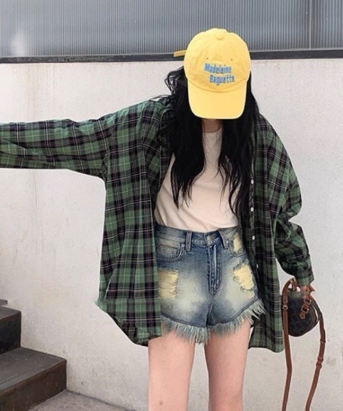 Sibra（シブラ）の「ゆるっと羽織れる、選べる3柄チェックシャツ（シャツ/ブラウス・レディース・グリーン/ブルー・M）」の11枚目の写真