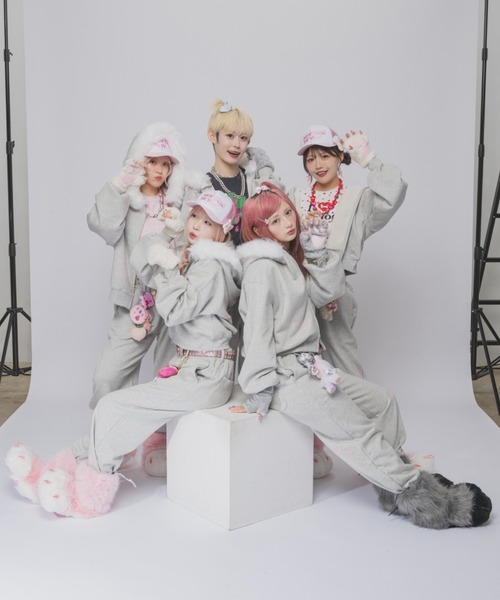 INTER FACTORY(インターファクトリー)の「MUELLIE MEW - 刺繍ロゴキャップ -(キャップ・レディース・グレー/ピンク・FREE)」の21枚目の写真