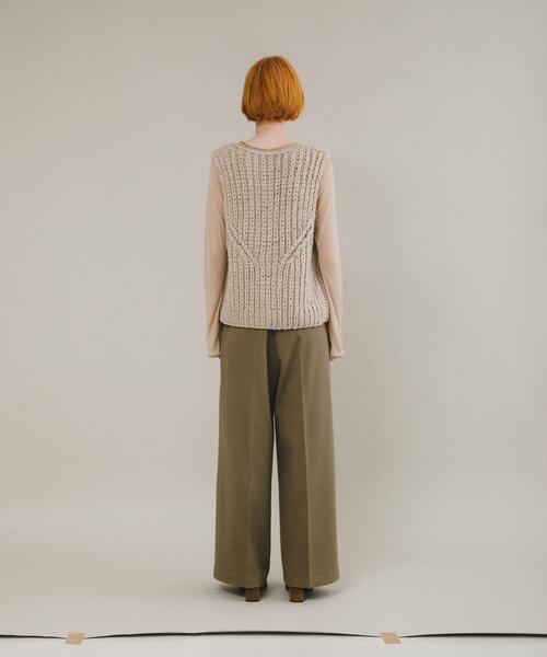 LAATO（ラート）の「hand knit vest（ベスト・レディース・ブラック/オフホワイト・FREE）」の5枚目の写真