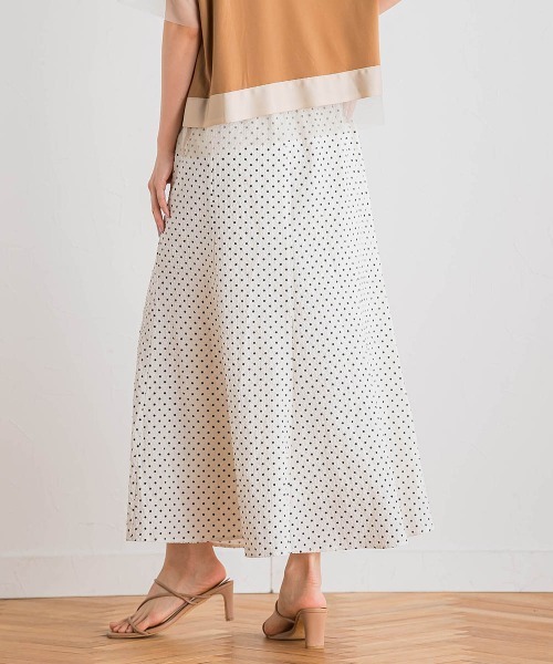 Droite lautreamont(ドロワットロートレアモン)の「【WEB限定】サッカードットプリントスカート≪手洗い可能≫(スカート・レディース・ブラック/オフホワイト・M)」の5枚目の写真